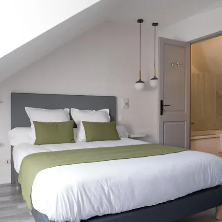 La Grange Aux Loups Apremont (Oise)